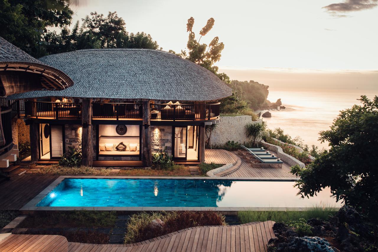 Hotel Suarga Padang Padang Uluwatu Esterno foto